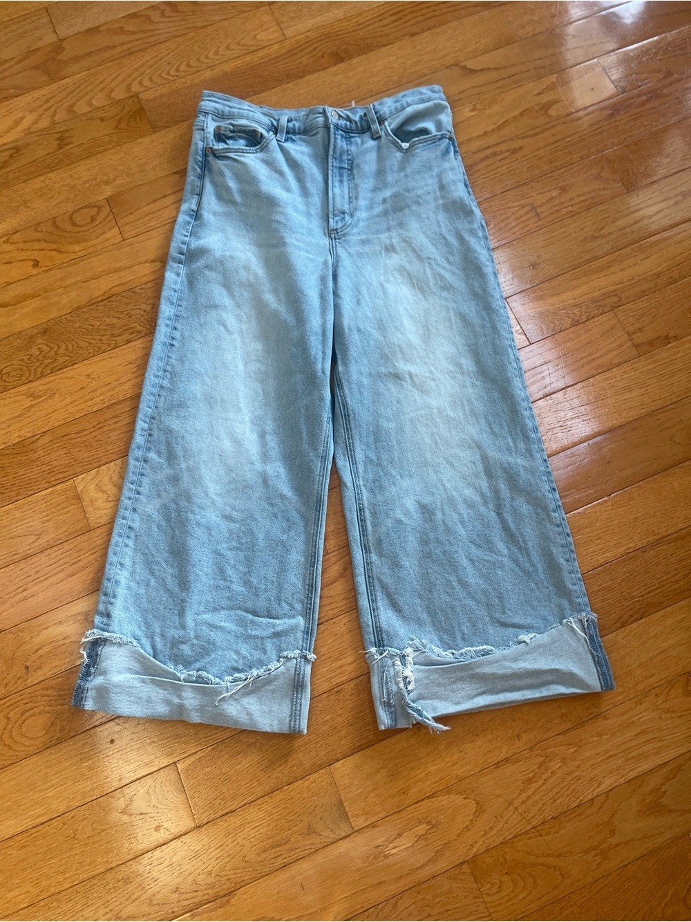 Pistola Lana High Rise Distressed Ultra-Wide-Leg Cuffed Jeans Light wash Sz 32 - Picture 4 of 16